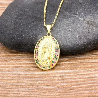 ( yipima )™ - Elegante Collar Virgen Maria : Luce tu Fe con Elegancia
