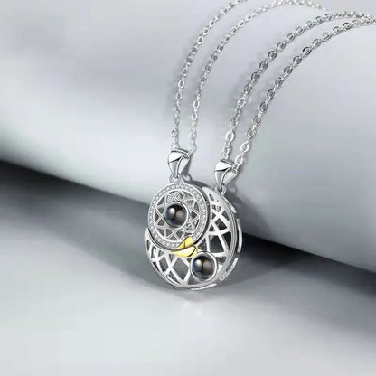 ( floz )™ -Collar Sol Y Luna Proyección Pareja  : Un símbolo de amor eterno